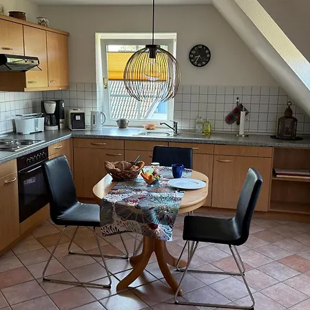 Stoertebekerstrasse 9 - 5 * Zingst